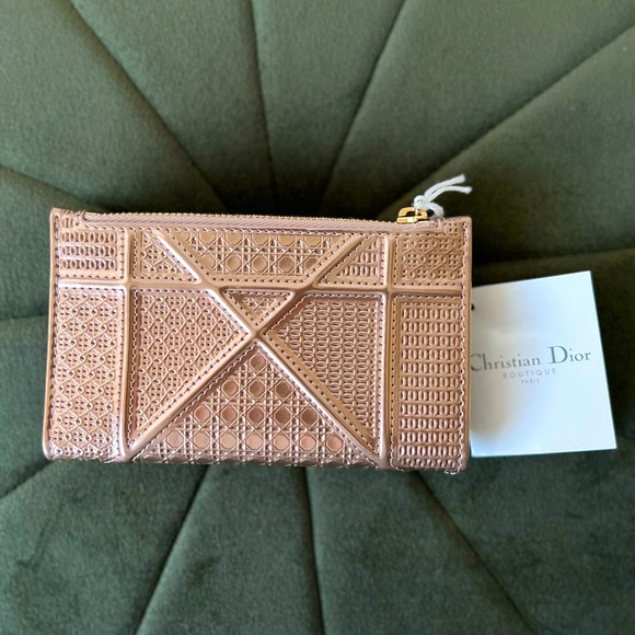 New! Christian Dior mettalic Patent Wallet - Picture 2 of 8